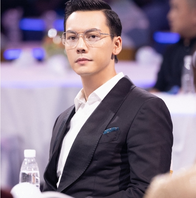 张柏芝|大湾区中秋晚会，10处尴尬还能脱颖而出，金星曾经的吐槽给出答案