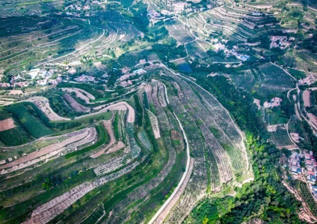 庄山浪水，34年愚公移山出来的风景