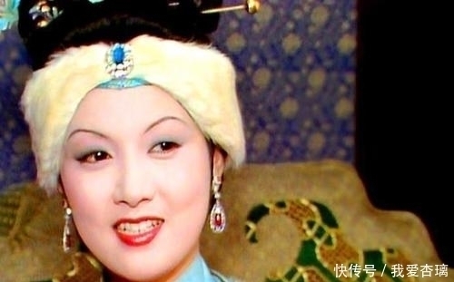 陋习@贾府中的陋习:宝玉、鸳鸯随地小便还是其次,你看王熙凤干了啥