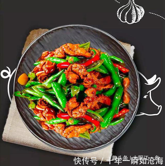 这才是炒牛肉的正确做法,牛肉鲜嫩多汁还不柴,香辣又下饭