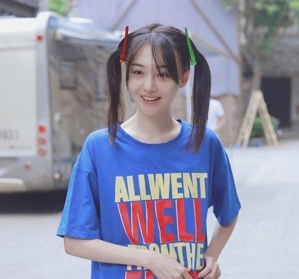 羊角辫 “丸子头”已经过时了,今年这3种“发型”是真火,易扎大方显脸小