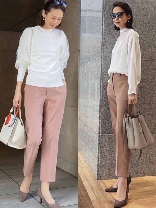 “烟管裤”怎么搭才时髦？日本50岁博主的搭配思路，优雅又高级
