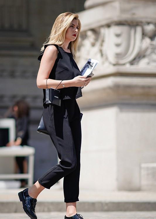 鞋子 鞋子不用选太多,三双就够秋天穿了,百搭还时髦,很有女人味