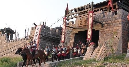 晁盖#宋江用一招,让鲁智深武松杨志在二龙山上没法混,现在有人学这招!