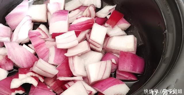 冷天|大冷天炖上这1锅,香而不腻还保暖,一家三口吃的满嘴油,真过瘾