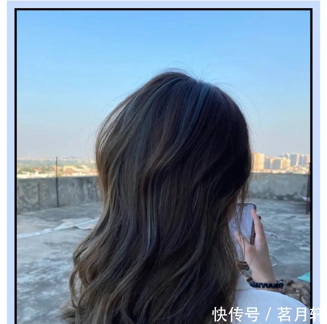 挂耳染OUT！2021最流行的是“发带染”，显白高级又洋气