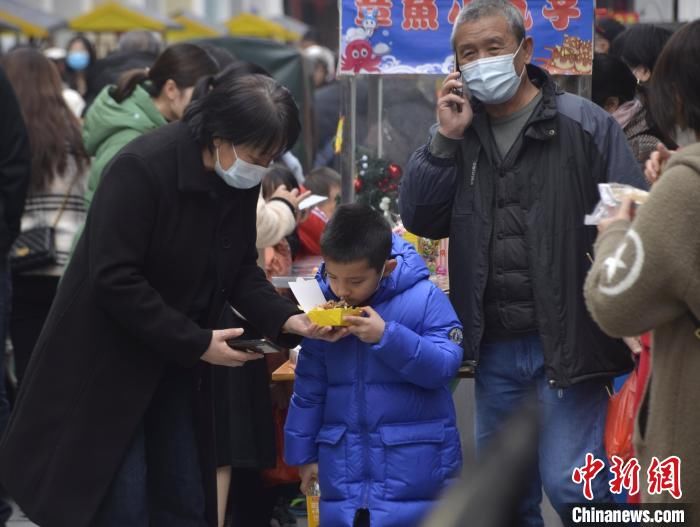 钦州|广西钦州老街的新年“味”