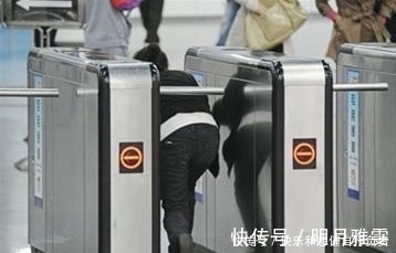 小航|孩子若有这几种“节俭”行为,将来容易没出息,家长别盲目得意