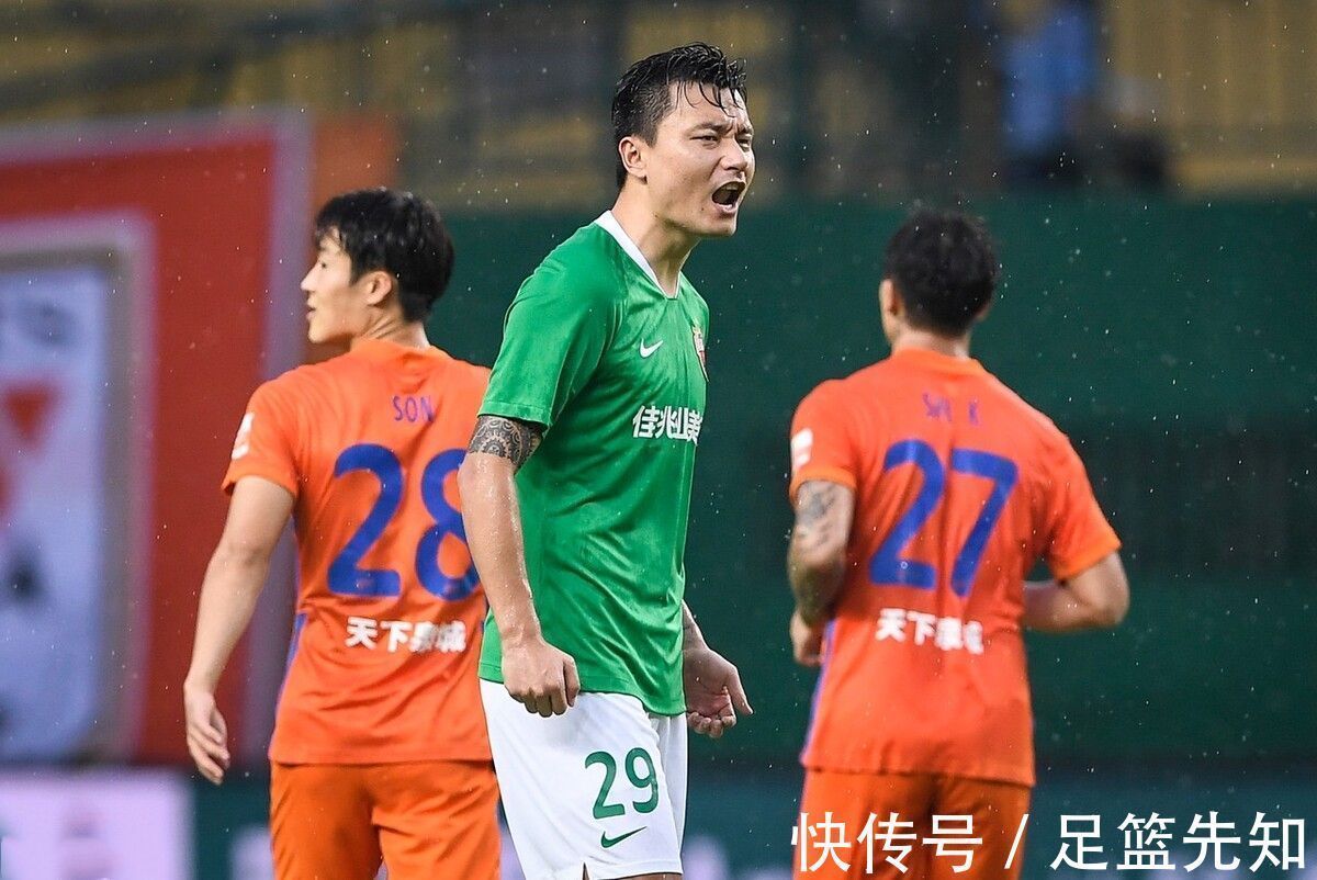 郜林|输球又输人!恒大旧将怒吼队友疑似内讧,球迷:郜林不配做队长