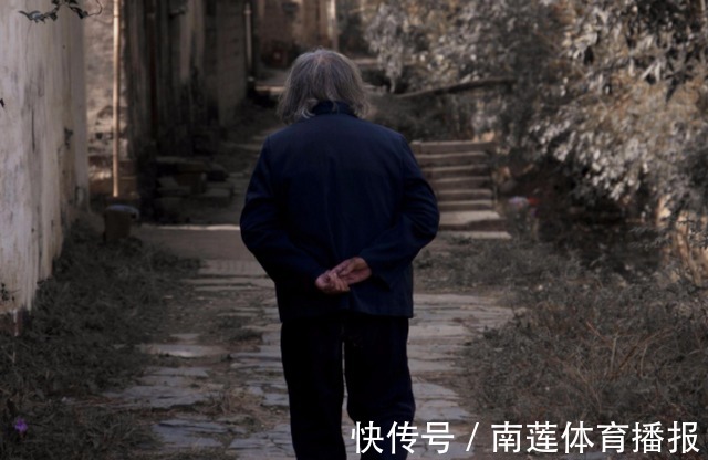 骨质增生|很多“病”并不算病,只是人老了,以下4类疾病,无需过度治疗