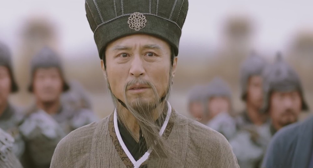  正是|诸葛亮腿脚没有问题，为何还要坐轮椅？这正是他最聪明的地方