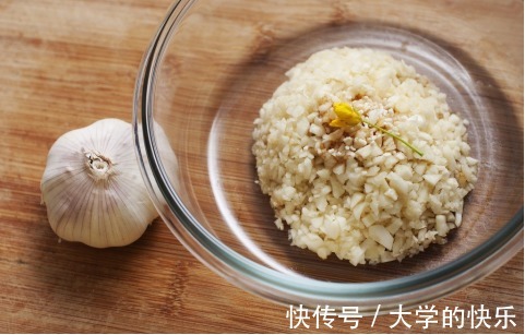 结节|甲状腺结节患者可以吃蒜吗?提醒:3种食物建议要少吃