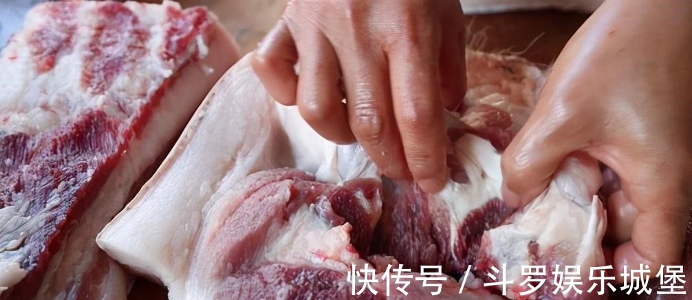 猪身上“最脏的”3块肉，肉贩子从不给家人吃，你可能天天在买