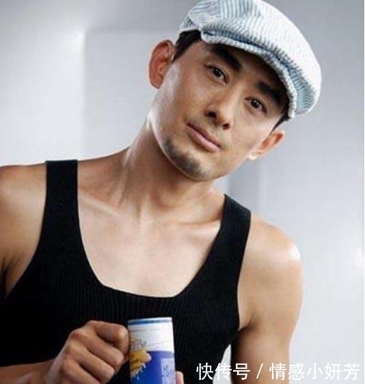 月亮之上|草根明星出道凤凰传奇越来越火，冠军阿宝从年入千万到“吃软饭”