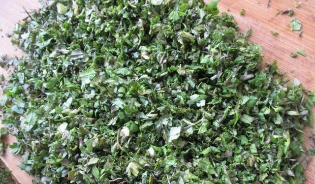 吃饺子这馅真鲜,比韭菜芹菜好吃多了,出锅连吃30个,比肉馅好吃