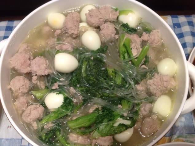 汆肉丸时，别只傻傻的加蛋清和淀粉，多加这1样，口感Q弹还不散