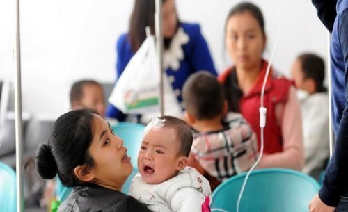 睡眠质量|天气再冷,也别让孩子夜里这么睡,对健康不好还影响发育,要重视