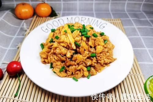 味道|鸡蛋别只会炒番茄，加它一起炒，味道鲜得没话说，吃一次就忘不掉
