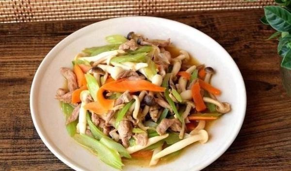 相当好吃的家常菜，简单美味，营养丰富又实惠，家人百吃不厌！