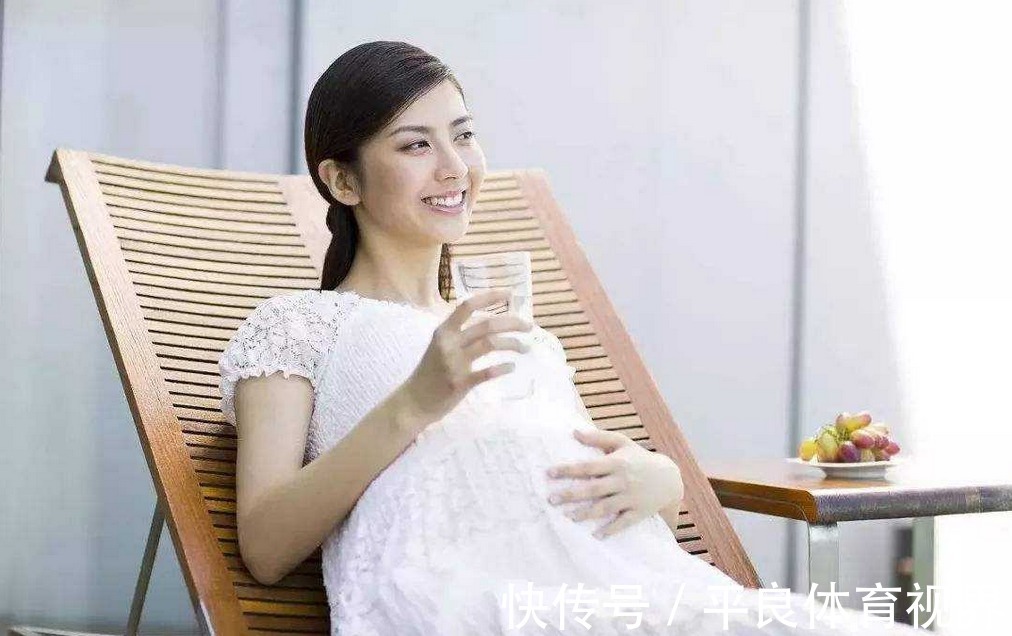 准妈|孕晚期准妈上厕所,若不注意四个细节,容易造成胎儿缺氧