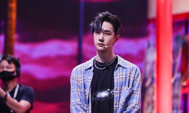 颜值粉|不再韩范的王一博，快速提纯了粉圈，个人风格初见端倪！