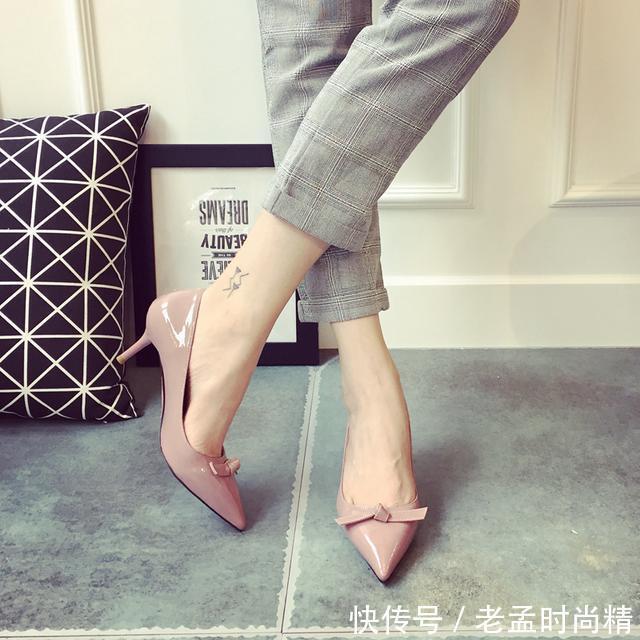 一双单鞋也能穿出这么多风格?百变女王就是你了