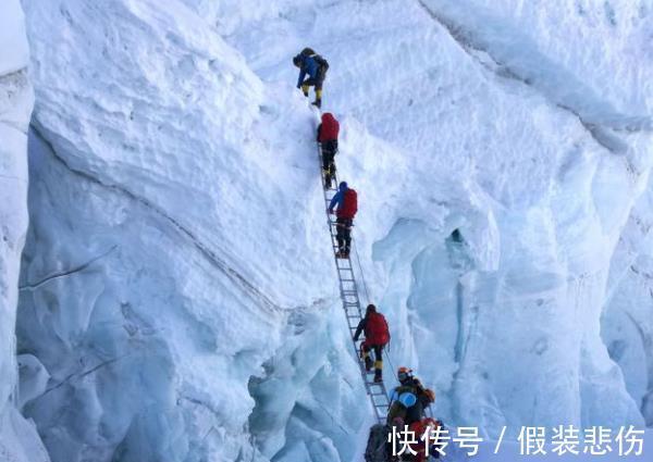 登山|珠峰8500米的一具尸体，脚穿绿鞋子沉睡20多年，无人敢将其安葬