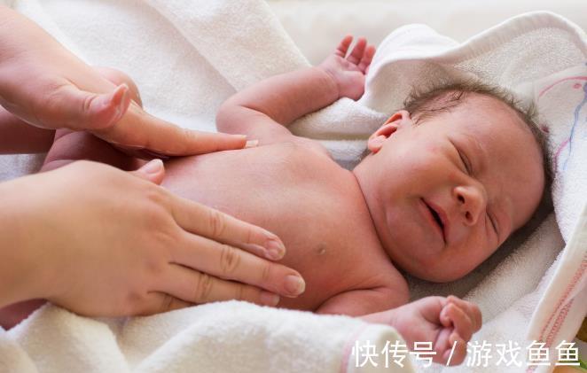 哭泣|宝宝有一种哭泣叫肠绞痛,爸爸妈妈该怎么做?4个方法要记牢
