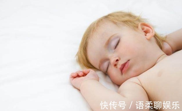 家长|睡觉时宝宝若有3个坏习惯,可能影响以后长高,家长别不以为然