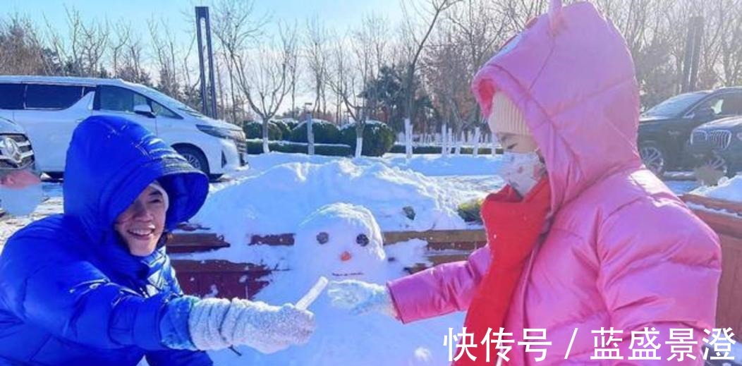 王楠|国乒隔离地点下大雪，王楠带领儿女堆雪人，追赶爱女打雪仗，欢乐！