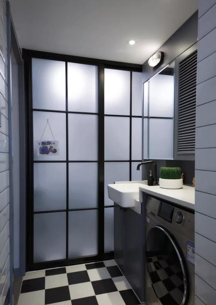 收纳|年轻夫妻的温馨婚房,简约北欧风,头一次见衣柜这样打!