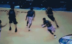 |搞笑GIF：女人就像是一把沙子 不管你怎么抓都会漏的