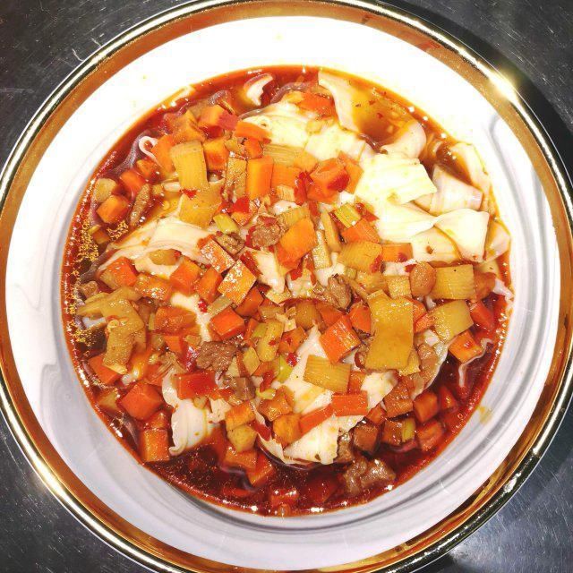 刀削面,香喷喷的,美味顺滑