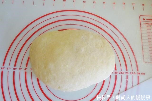 奶味十足的软面包,像做馒头一样简单,不需要造型,越吃越爱