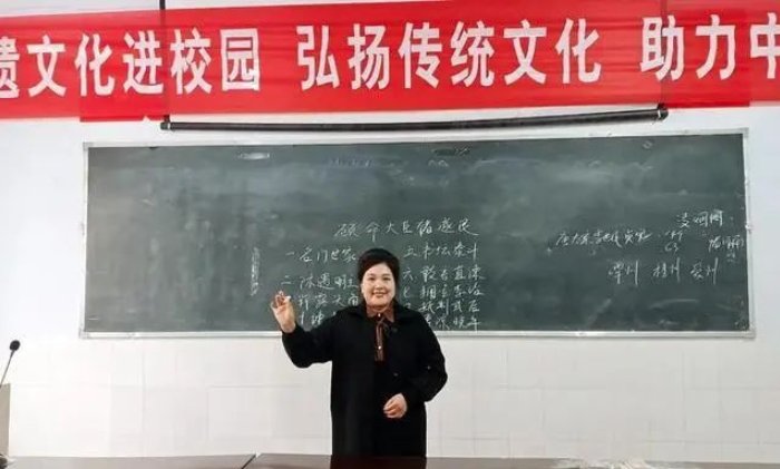 非遗文化进校园，助力学子成栋梁