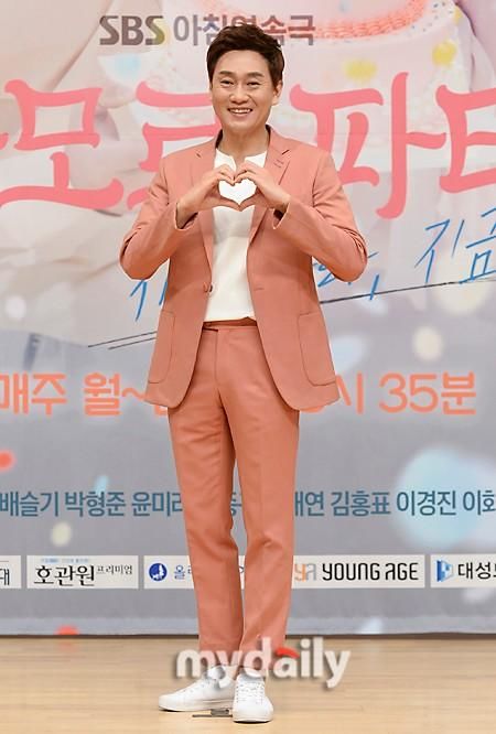 「MD PHOTO」 朴涩琪等艺人出席SBS早间剧《Amorfati-现在就相爱吧》发布会