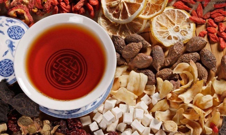 皮肤|湿气重看脸色就知道，每天喝这茶，祛湿健脾，润养皮肤，脸色光亮