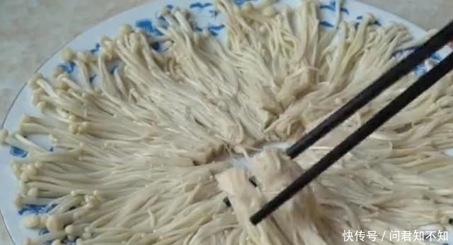 做法|白萝卜最好吃的做法,不水煮不油炸,鲜嫩又多汁,一口一个真过瘾