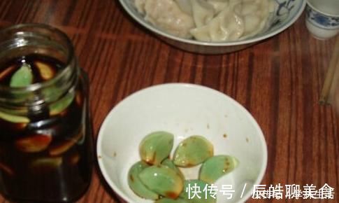 体重|一坐下肚子就一坨肉,大蒜加上一物,让你的体重悄悄降到两位数