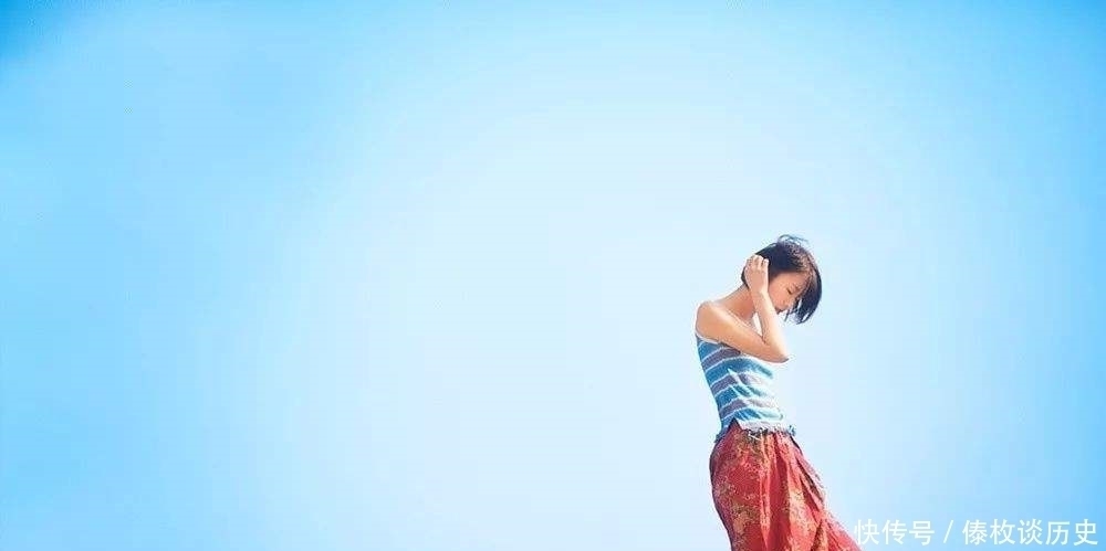 命运|俗语:“勾头女子挺胸汉,一生富贵半生闲”,你是啥?有道理吗