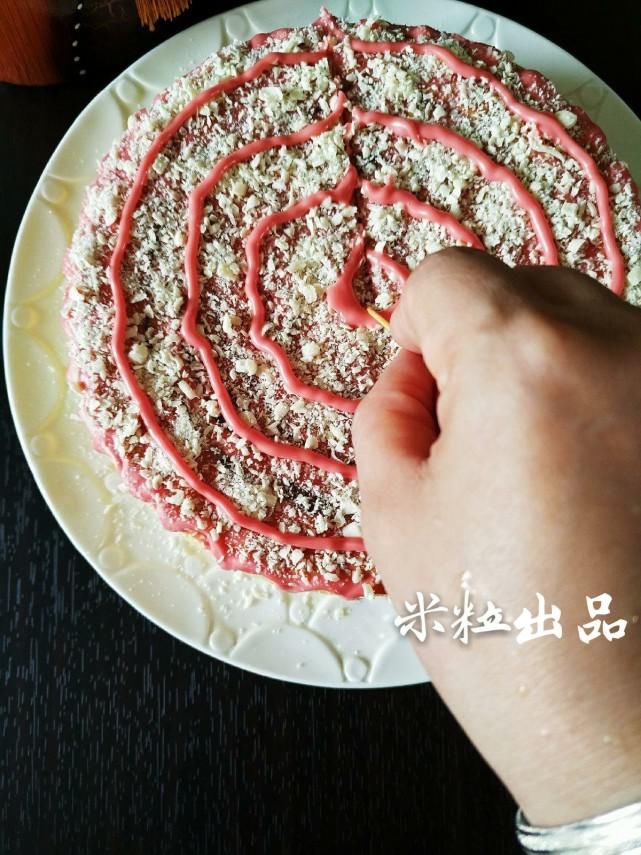 不需要裱花就可以很美的蛋糕