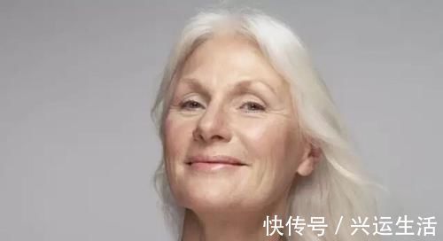 皮肤癌|头发变白爱染发,虽减龄、显年轻,但是可能会引发皮肤疾病