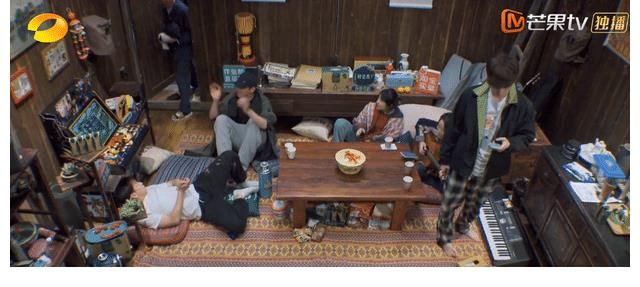 血本|《向往5》节目组下血本一次请来10位嘉宾？可能是何炅零片酬邀约