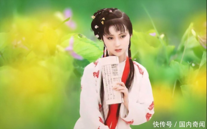 宋代女性的发式又简又仙,我们只会拉直烫头,跟宋代相比差远了