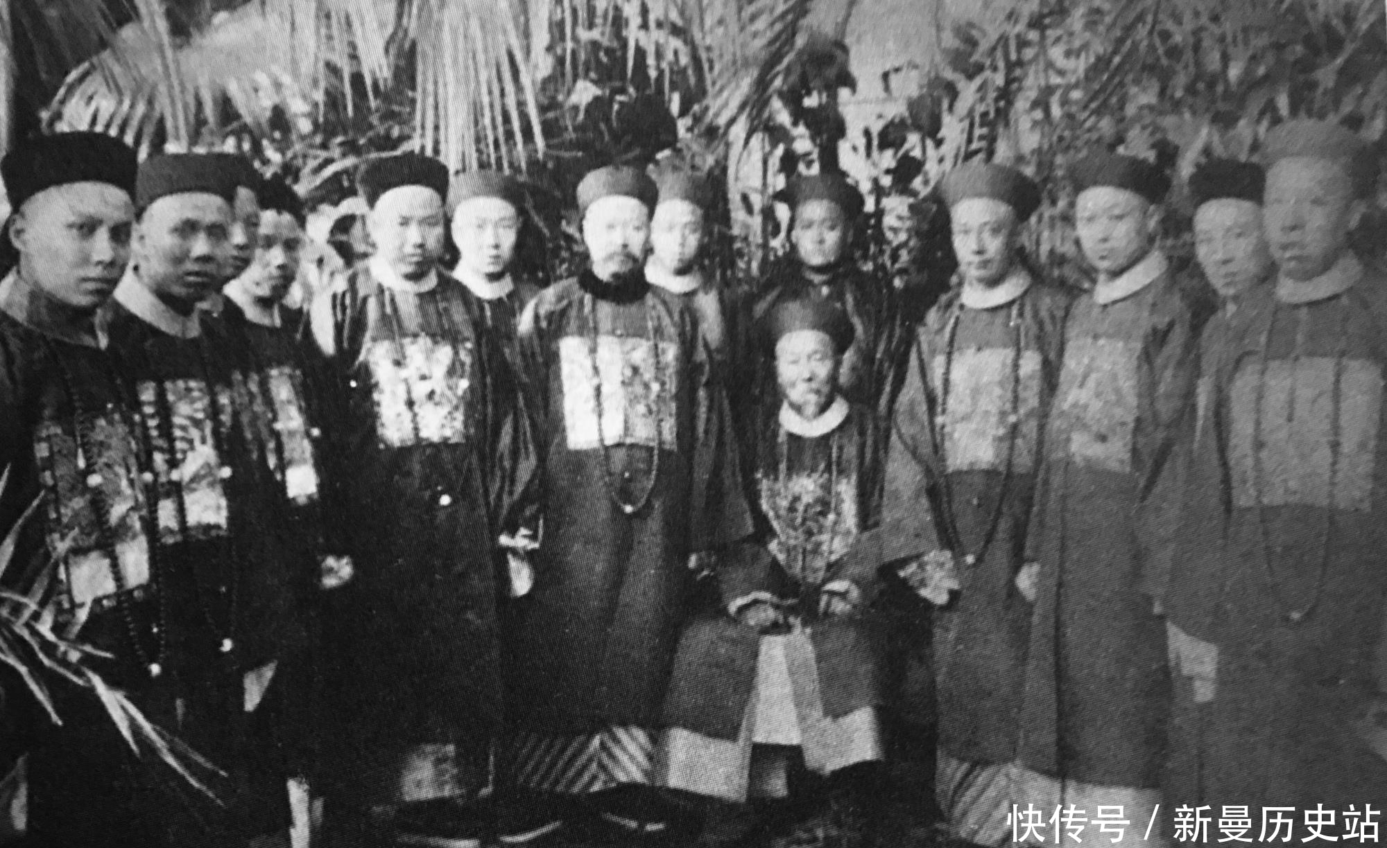 通房|老照片:图3李鸿章的“通房丫环”,图6袁世凯的异国姨太太