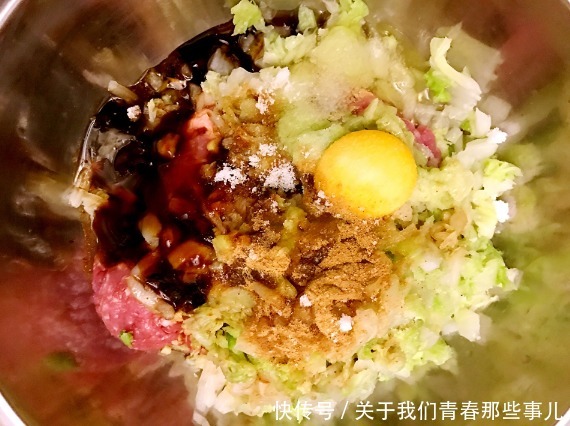 不管拌啥饺子馅,记住3放3不放,保证鲜嫩多汁,饱满油润,特别香
