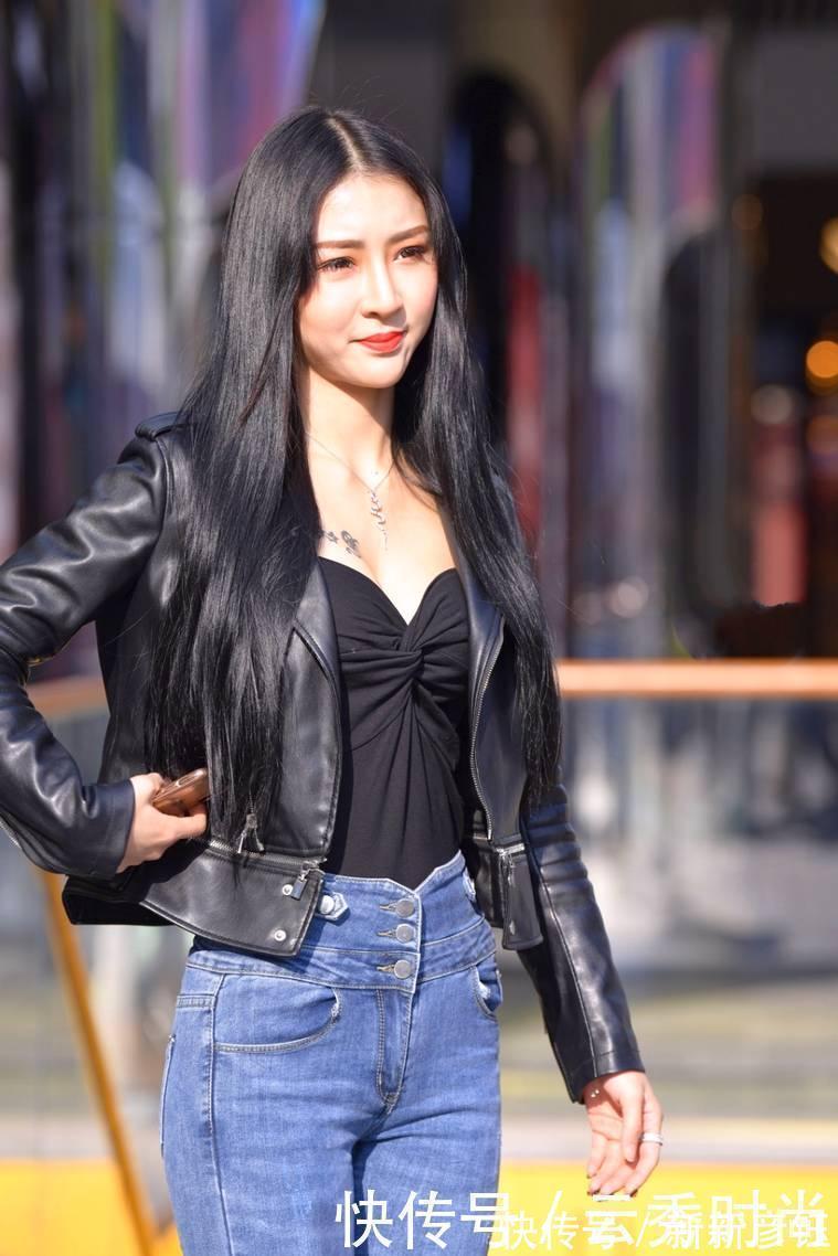 外观 这样的时尚小姐姐，内搭一件V领上衣，让自己成为最美的景色