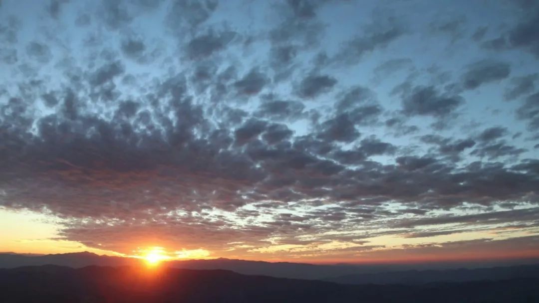 时光匆忙，别错过日出和夕阳