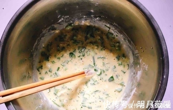 鸡蛋|这是鸡蛋饼最简单和省时间的做法，超适合做早餐，味道好营养足！