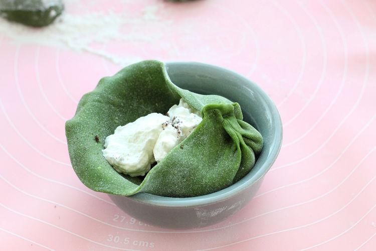 无需烤箱轻松几步就能做出高颜值甜品,软糯清香,吃一口回味无穷